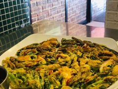 海鲜葱饼-富乐满韩国正宗炸鸡韩国料理(虹泉路店)