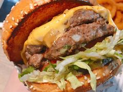 -The Habit Burger Grill 哈比特汉堡(复兴soho店)