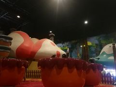 -蓝精灵乐园·世茂精灵之城主题乐园