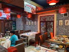 -羊家胡同·龙虾烧烤火锅(龙汇路店)