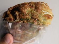 墨鱼鸡肉卷-华荣西饼屋(榕江店)