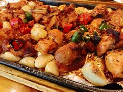 东镇老味道烤鸡块-老东镇啤酒屋海鲜加工·蒸汽海鲜·海鲜烧烤(台东店)