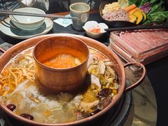-菌自由丨野生菌火锅特色庭院餐厅(丽江古城店)