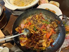 -富正毅三下锅·湘西韵味(天门山索道店)