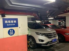 -中山公园-龙之梦停车场