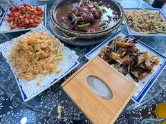 -八两八金·莱芜特色炒鸡(市南漳浦路店)