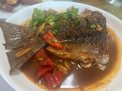 -天乐农家鱼头王(天目湖店)