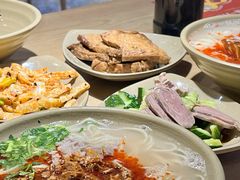 -亮亮拉面(师范路店)