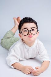 -小熊维尼高端儿童摄影(南山店)