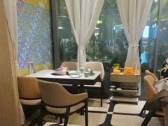 -润园四季椰子鸡火锅(卓越INTOWN店)