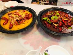 十三香小龙虾-金陵暴走小龙虾·迷踪蟹(凯德MALL店)