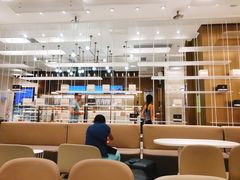 大堂-奈雪的茶(华侨城创意园店)