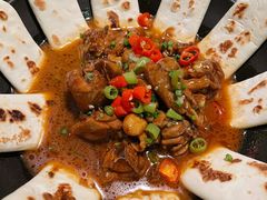 地锅鸡贴饼-徽御楼(南中环店)