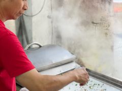 -伦记软滑肠粉