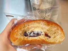 红豆奶油包-OUR Bakery(三里屯太古里店)
