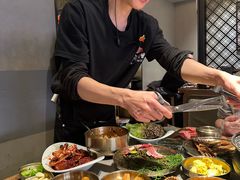 -草家酱蟹炭火烤肉店(珲春南路一店)