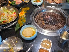 -韩烧牛中牛·甄选黑牛烤肉(黑金店)