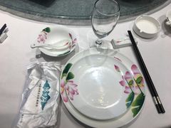 餐具摆设-龙吟九品(青龙山庄店)