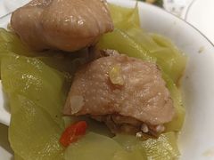 -禄婶鸡煲·打边炉