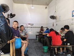 -甘记肥肠粉(马鞍北路店)