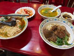 -金杨拉面王小吃面馆·牛三宝面·红烧牛肉粉