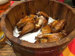 胡桃里招牌烤鸡-胡桃里乐队酒馆(鎏嘉码头店)