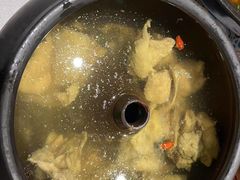 -云海肴·汽锅鸡·云南菜(天山百盛优客店)