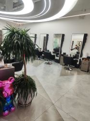-ON STAR SALON