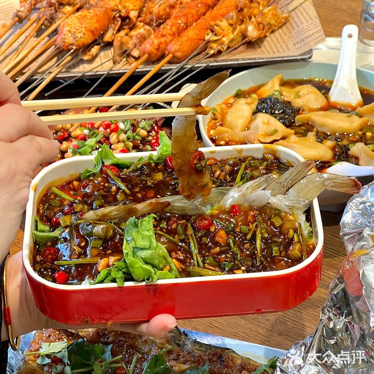 味道超好的锦州烧烤店！喝酒撸串好去处！- 锡纸鲶鱼