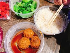 -盒马鲜生(红莲店)