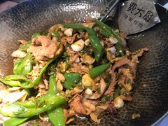 -费大厨辣椒炒肉(高铁吾悦广场店)