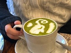 -FLOVIE FLORIST CAFE