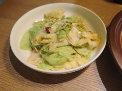 辣皮子炝莲白-纳鲁孜·新疆特色餐厅(上海悦荟广场店)