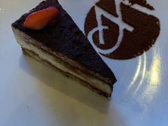 -WOLFGANG PUCK KITCHEN & BAR(迪士尼小镇店)