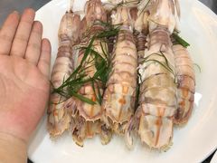 -覃记海鲜美食餐厅