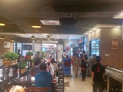 大堂-八合里潮汕鲜牛肉火锅(惠州华贸店)