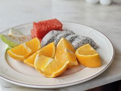 -深圳富苑皇冠假日套房酒店