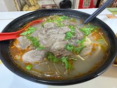 牛肉粉丝汤-牛煎里牛肉煎包淮南牛肉汤(广东路店)
