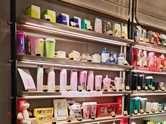 -星巴克臻选(上海今潮8弄店)