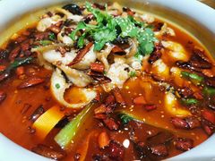 麻辣鱼-小六汤包(万和城店)