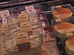 草莓盒子-卡拉多(上饶人民广场店)