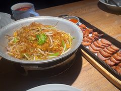 -蜜桃餐厅·伴山(湖滨商业街店)