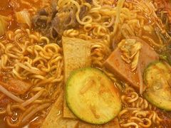 -WOW LUCKY创意韩料(龙阳广场店)