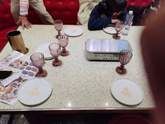 -小董哥烤串·爆汁大油边(故宫店)
