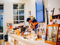-玫瑰咖啡(中山六路店)