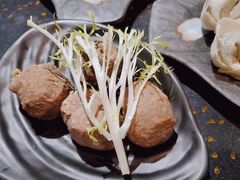老碼頭手打牛根丸-成都老码头火锅(旺角店)