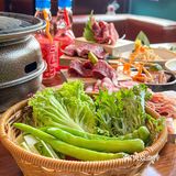 沉浸式吃肉｜我好像到了樱花国的居酒屋🏮