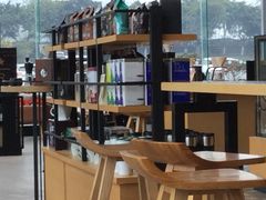 -星巴克臻选(成都环球乐天店)