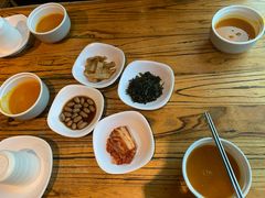-香猪坊韩国烤肉专属门店(魏公村店)