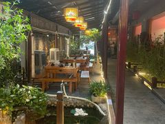 -三道苗苗鱼·美蛙黄辣丁(八里店)
